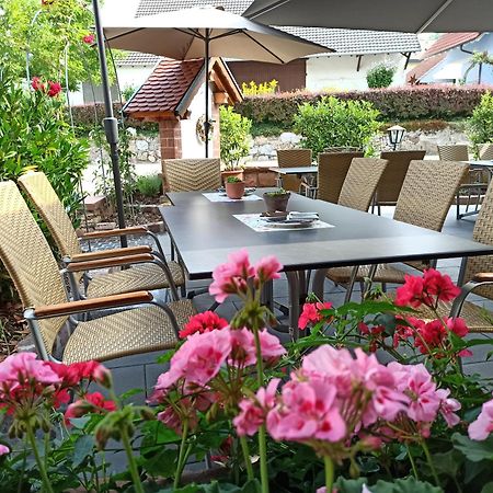Hotel-Gasthof Rose 오버키르히 외부 사진