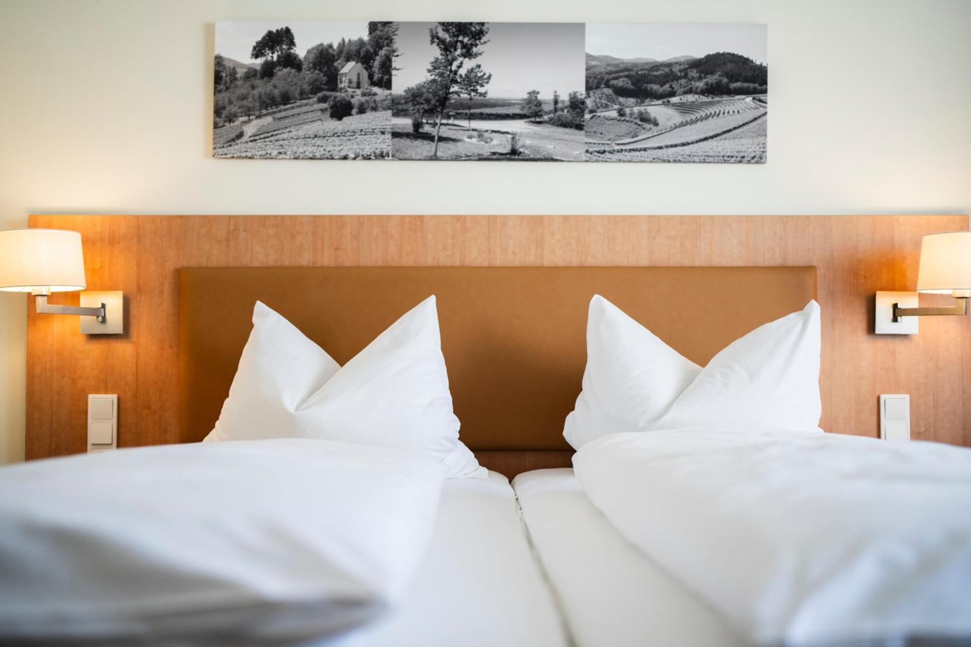 Hotel-Gasthof Rose 오버키르히 외부 사진